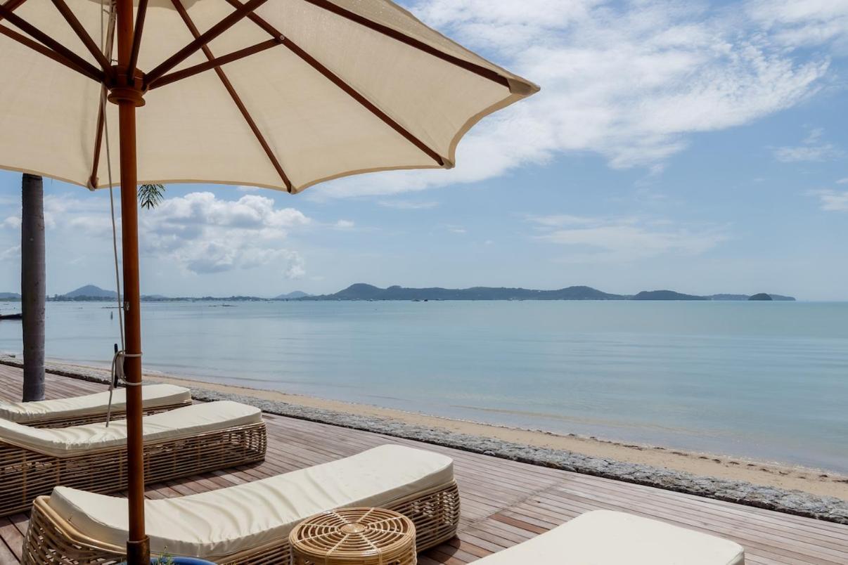 Poppy Beachfront Residence Rawai Szoba fotó